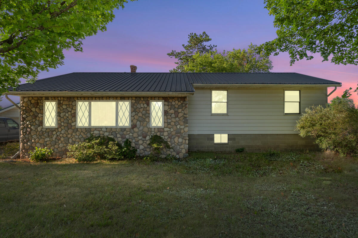 42nd image of 11825 Federal Rd, Morley, MI 49336 | MLS# 70551312