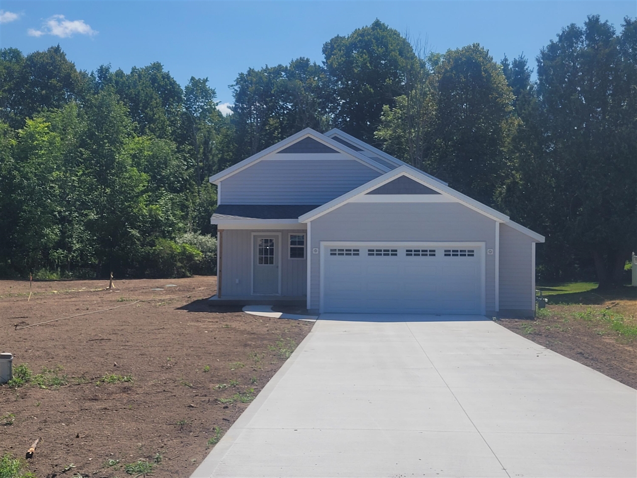 1st image of 20535 Edgewood Dr, Big Rapids, MI 49307 | MLS# 70551327