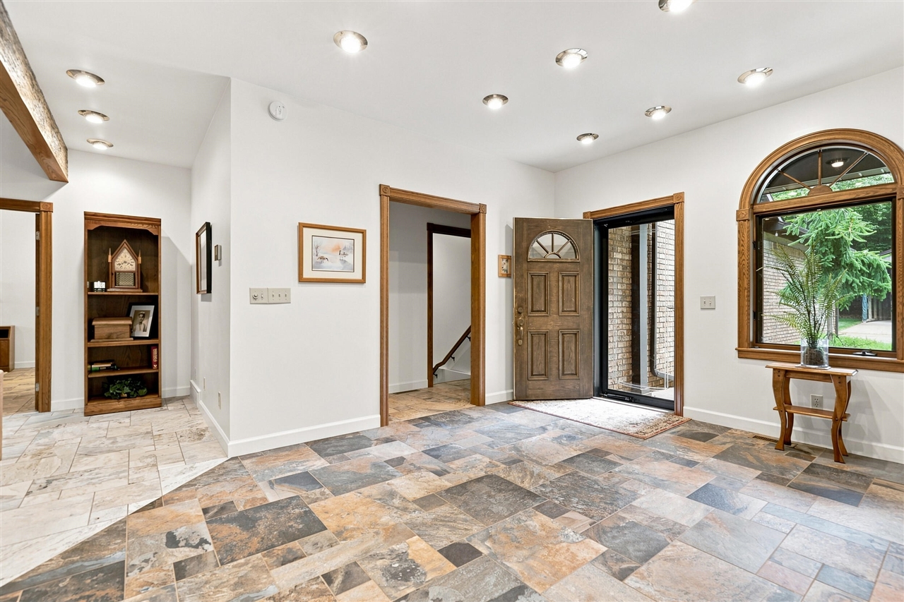 4th image of 8423 S Harnden Dr, Fremont, MI 49412 | MLS# 70551360