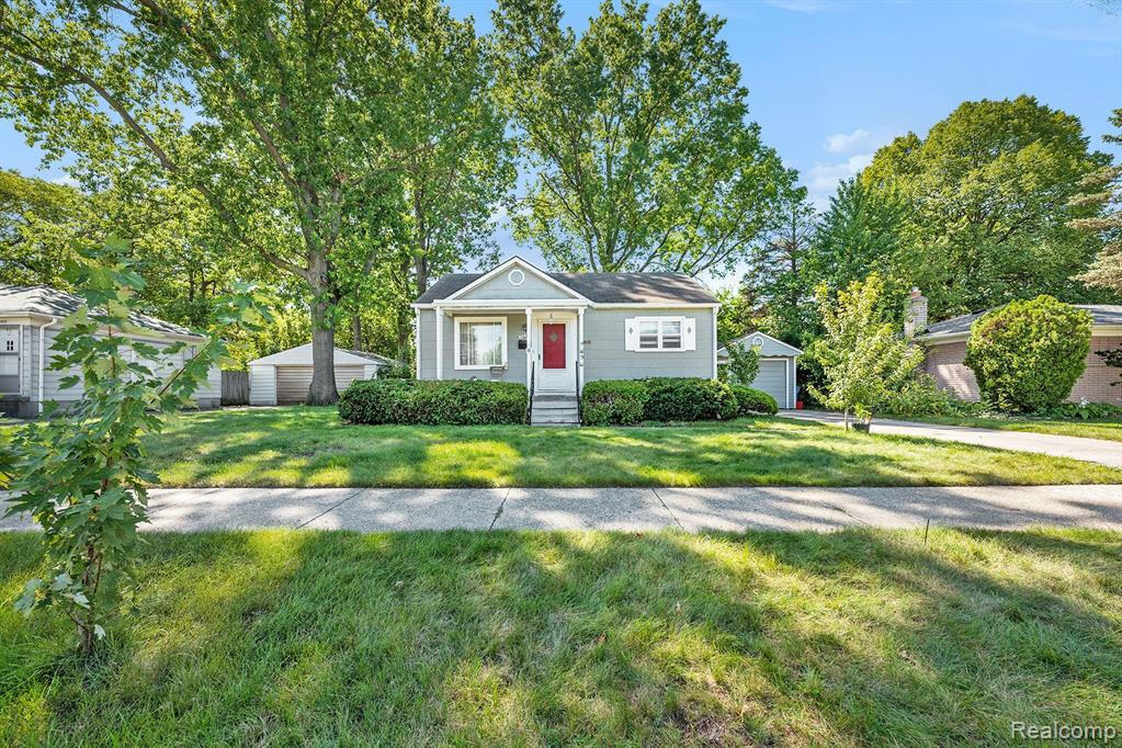 2nd image of 3690 Morrissey Ave, Warren, MI 48091 | MLS# 70551365