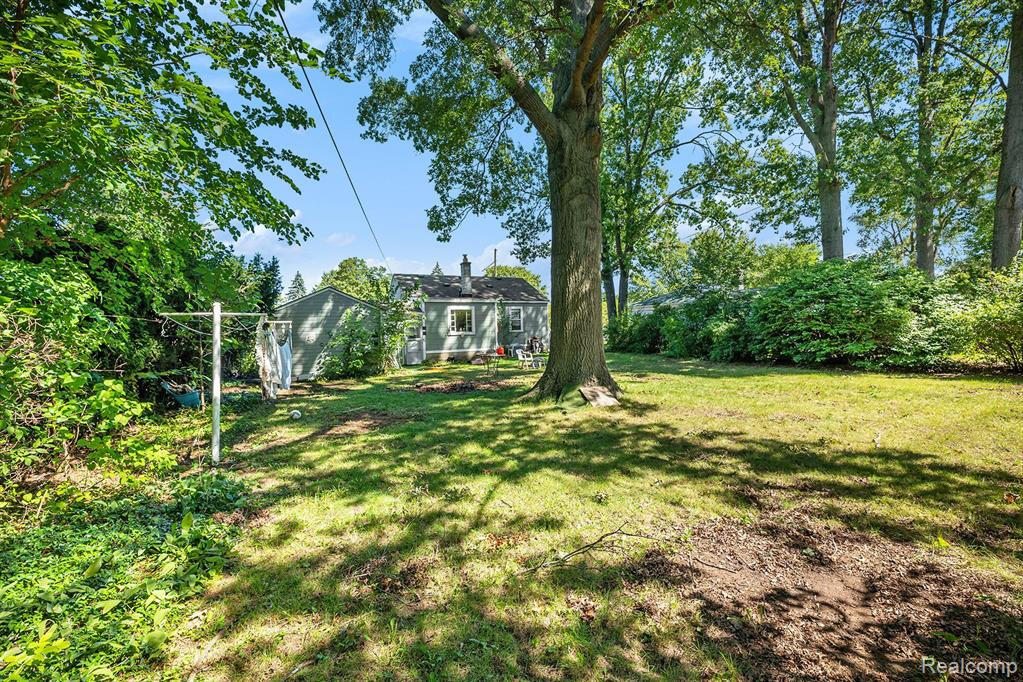 10th image of 3690 Morrissey Ave, Warren, MI 48091 | MLS# 70551365
