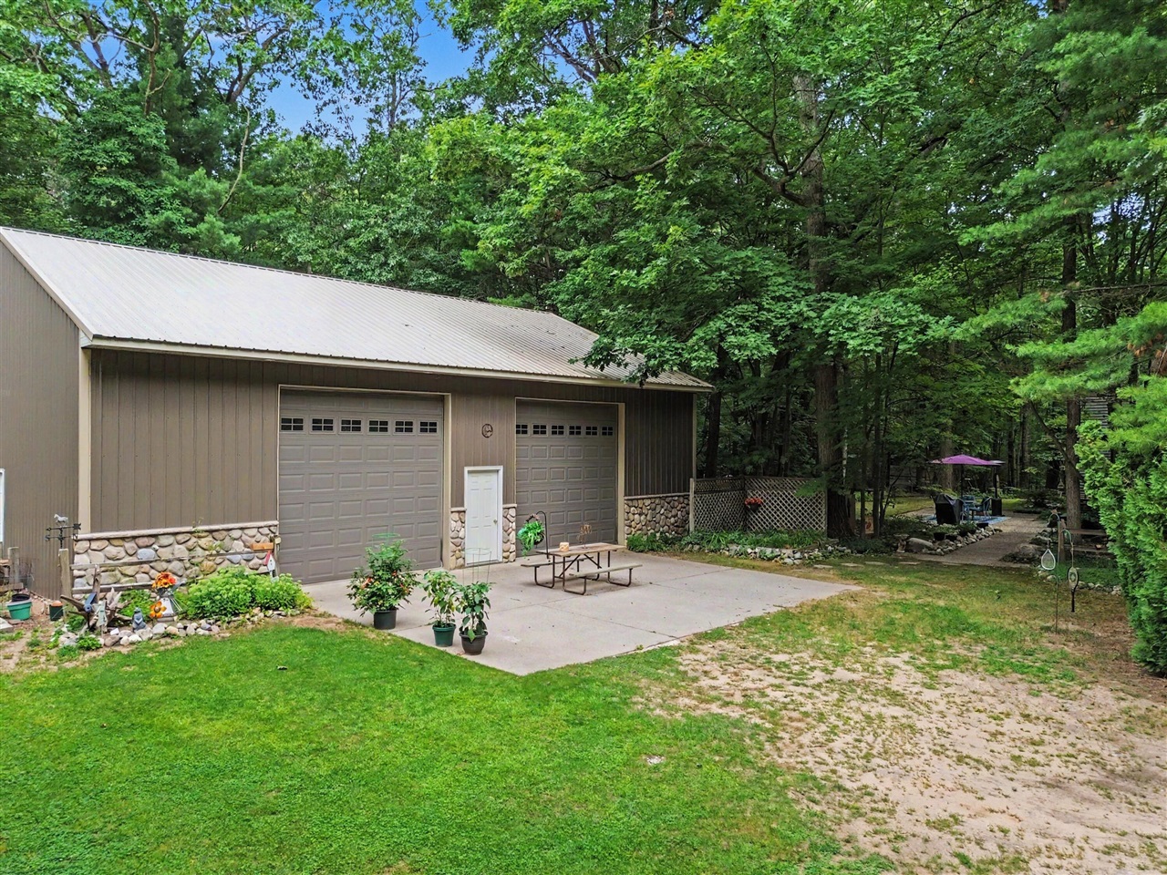 3rd image of 3995 Jay Rd, Whitehall, MI 49461 | MLS# 70551380