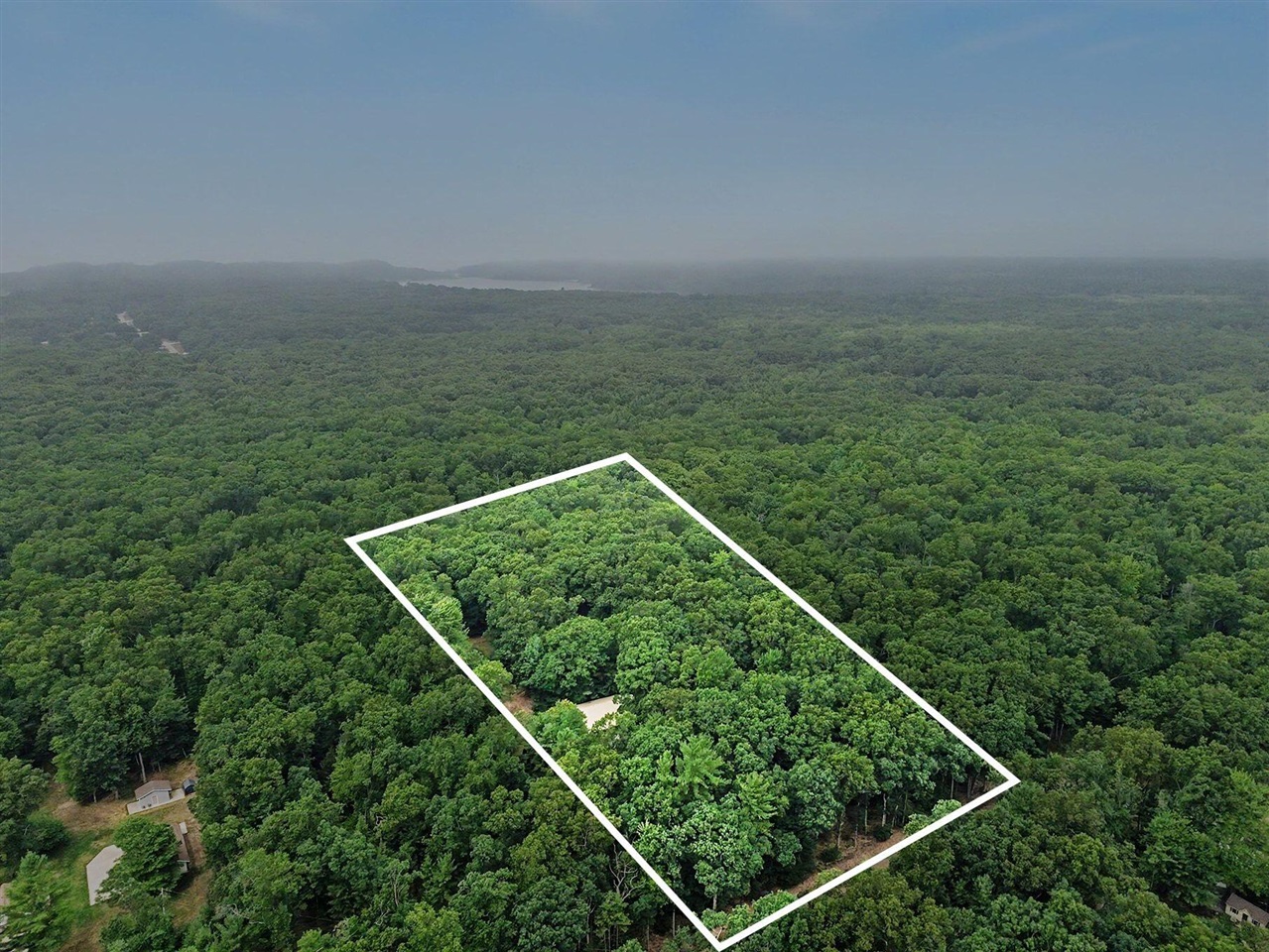 4th image of 3995 Jay Rd, Whitehall, MI 49461 | MLS# 70551380
