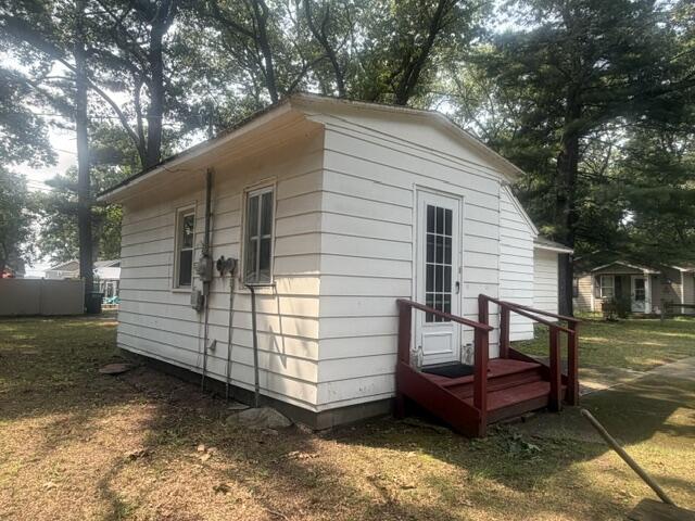 3rd image of 1709 Pine St, Newaygo, MI 49337 | MLS# 70551395