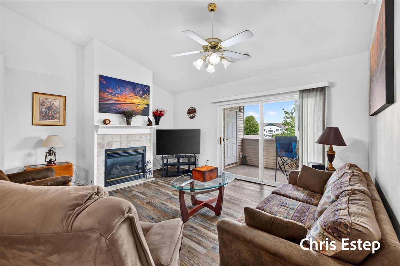 5th image of 5877 Crosswinds Dr #31, Norton Shores, MI 49444 | MLS# 70551405