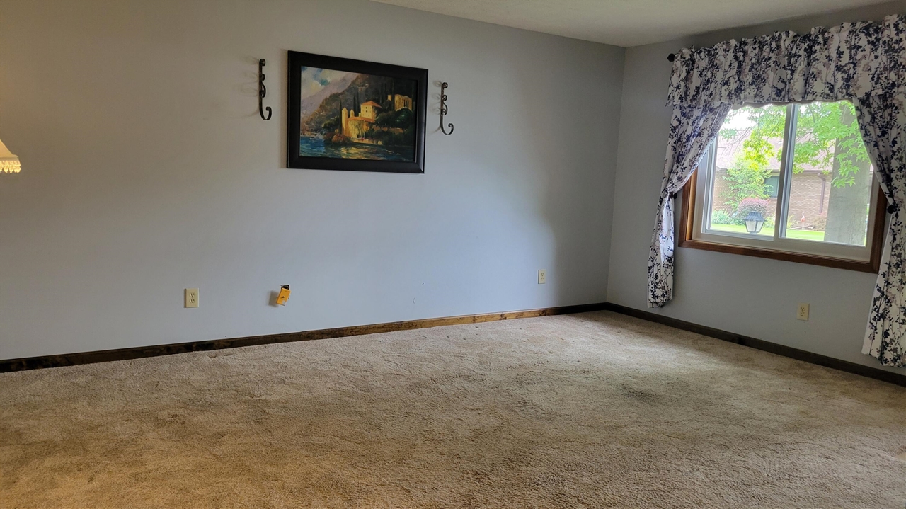 4th image of 607 Gardenview Dr, Byron Center, MI 49315