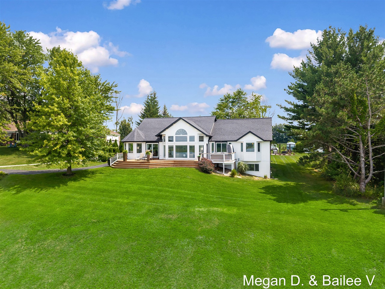 2nd image of 11860 5 Mile Rd, Lowell, MI 49331 | MLS# 70551448