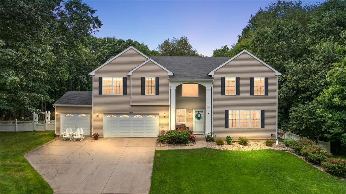 1st image of 9354 Stratford Woods Trl, Kalamazoo, MI 49009 | MLS# 70551460
