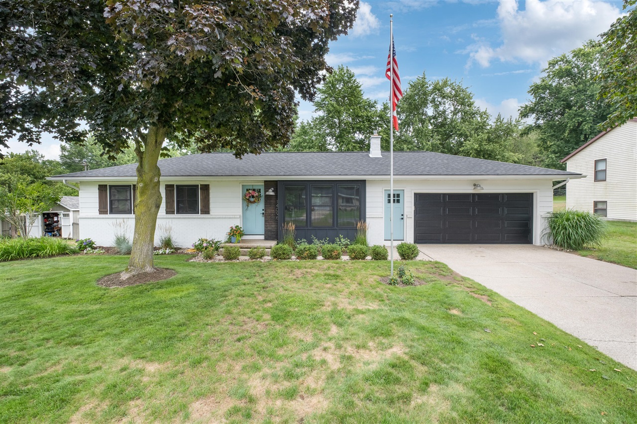 1st image of 14096 12th Ave, Marne, MI 49435 | MLS# 70551495