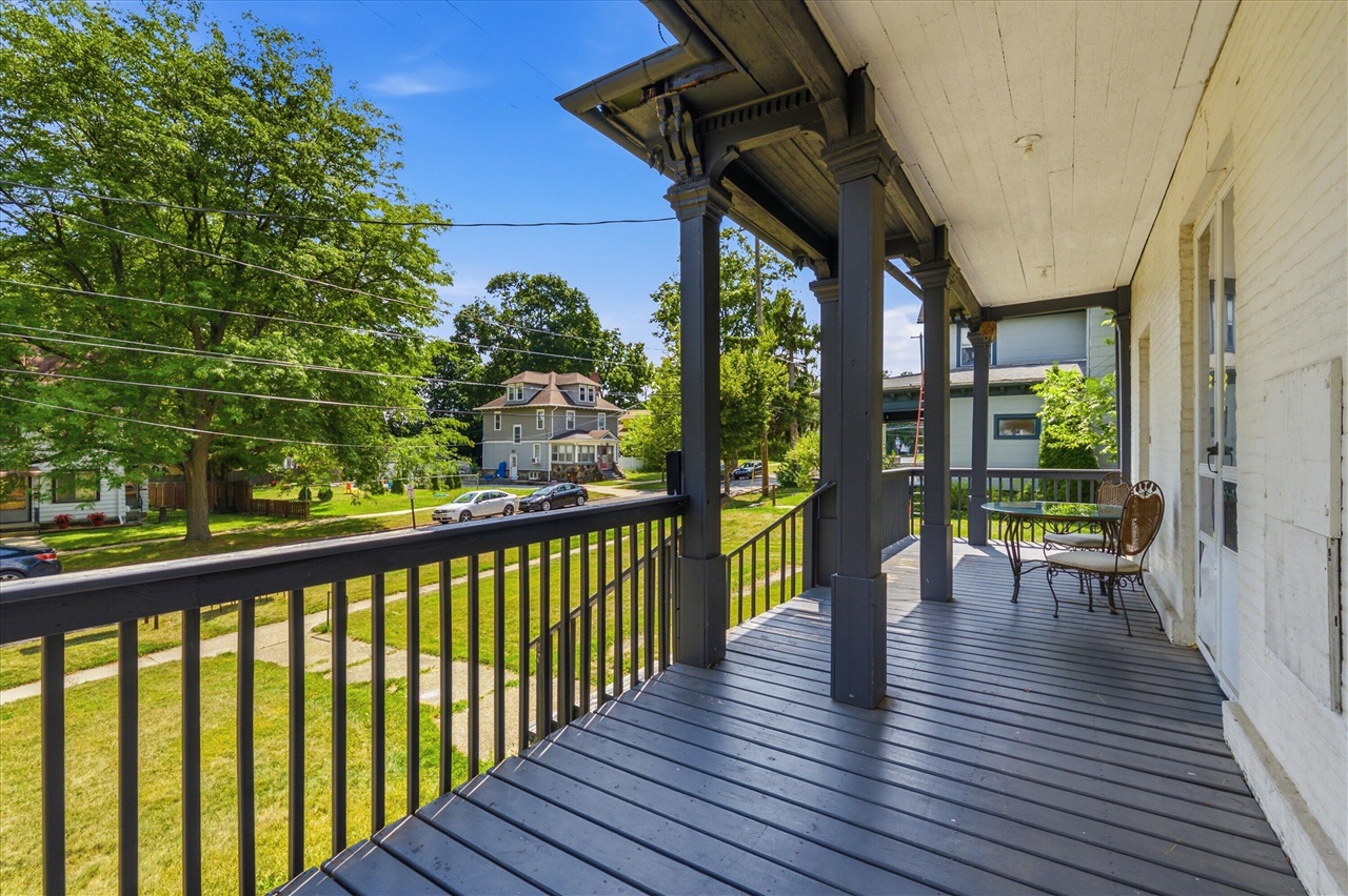 2nd image of 202 3rd St, Jackson, MI 49201 | MLS# 70551502
