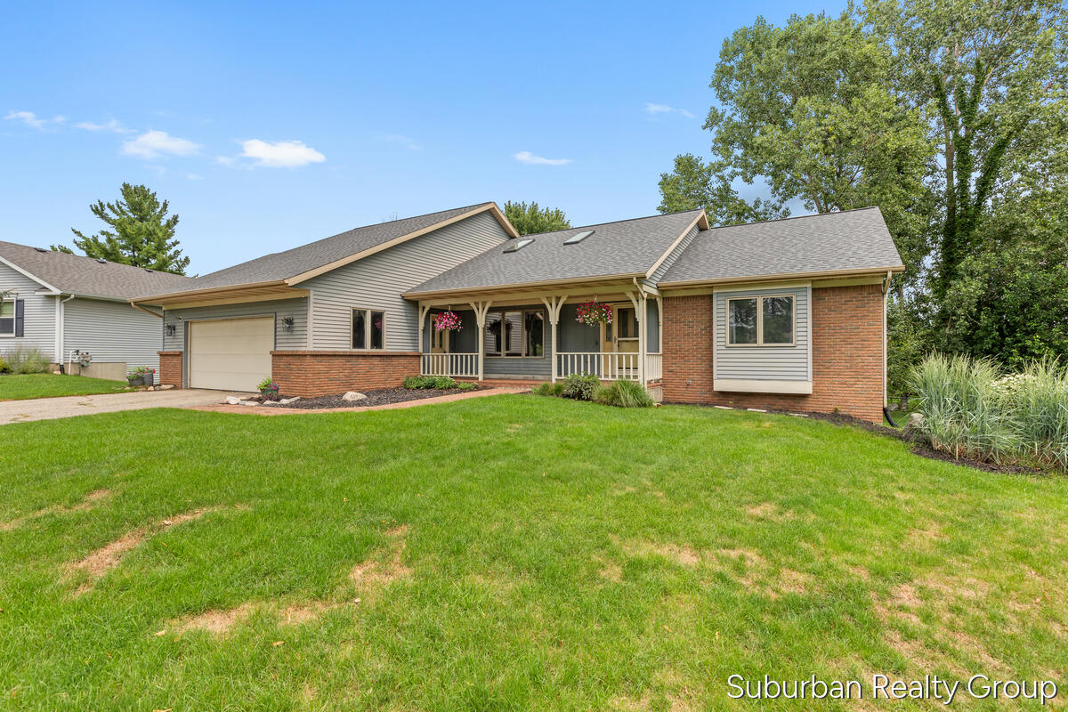 2nd image of 2543 Glencairin Dr, Grand Rapids, MI 49504 | MLS# 70551503