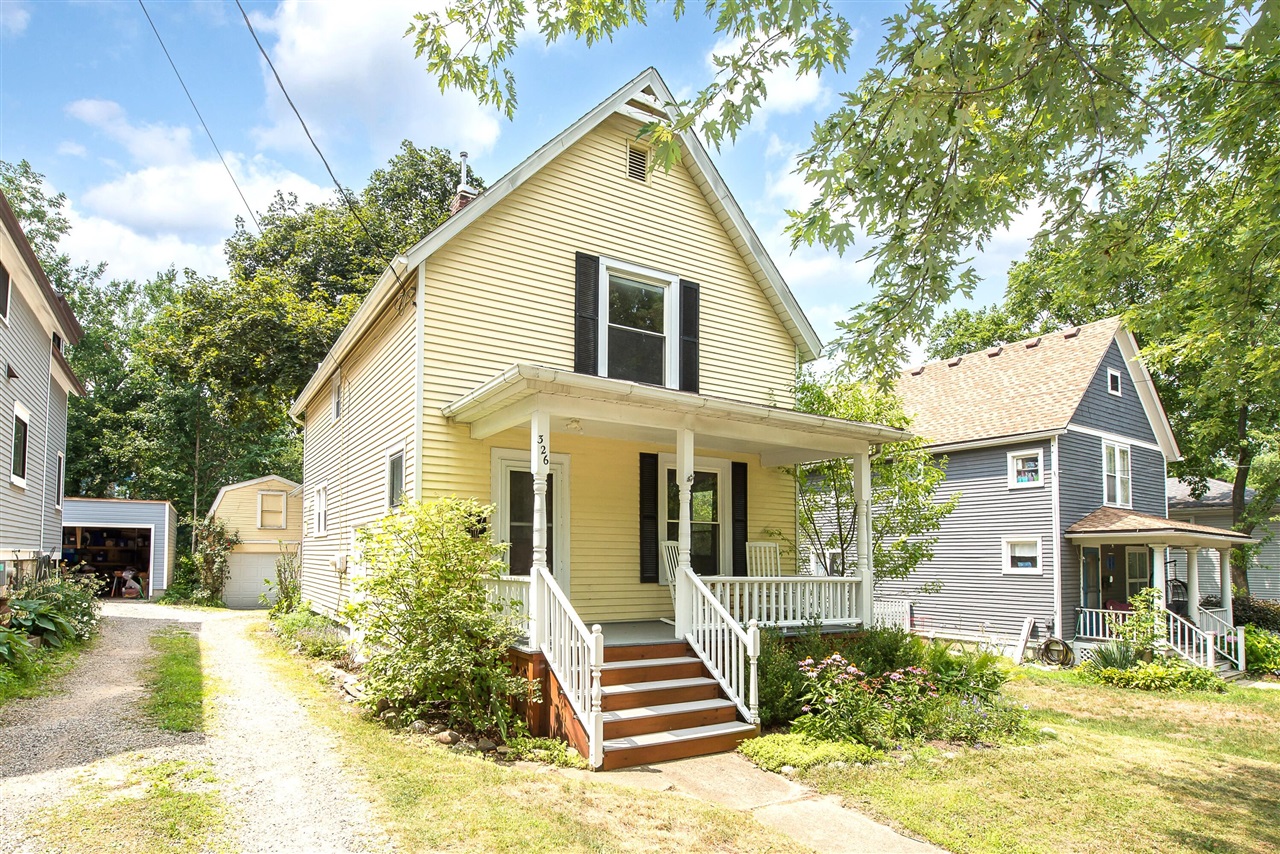 2nd image of 326 S 7th St, Ann Arbor, MI 48103 | MLS# 70551506