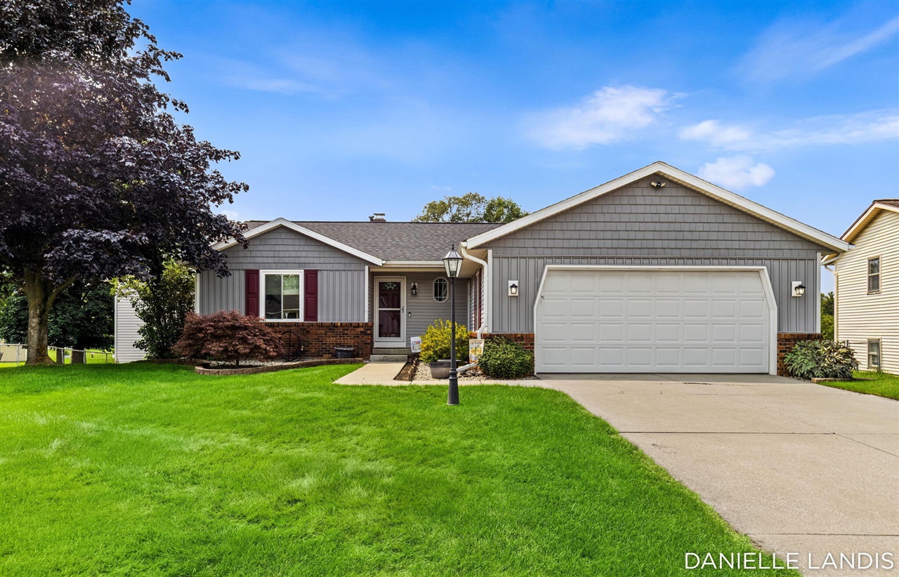 2nd image of 5809 Promise Dr, Grand Rapids, MI 49508 | MLS# 70551568