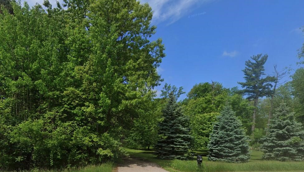 2nd image of 415 Wilson Ave, Grand Rapids, MI 49534 | MLS# 70551580
