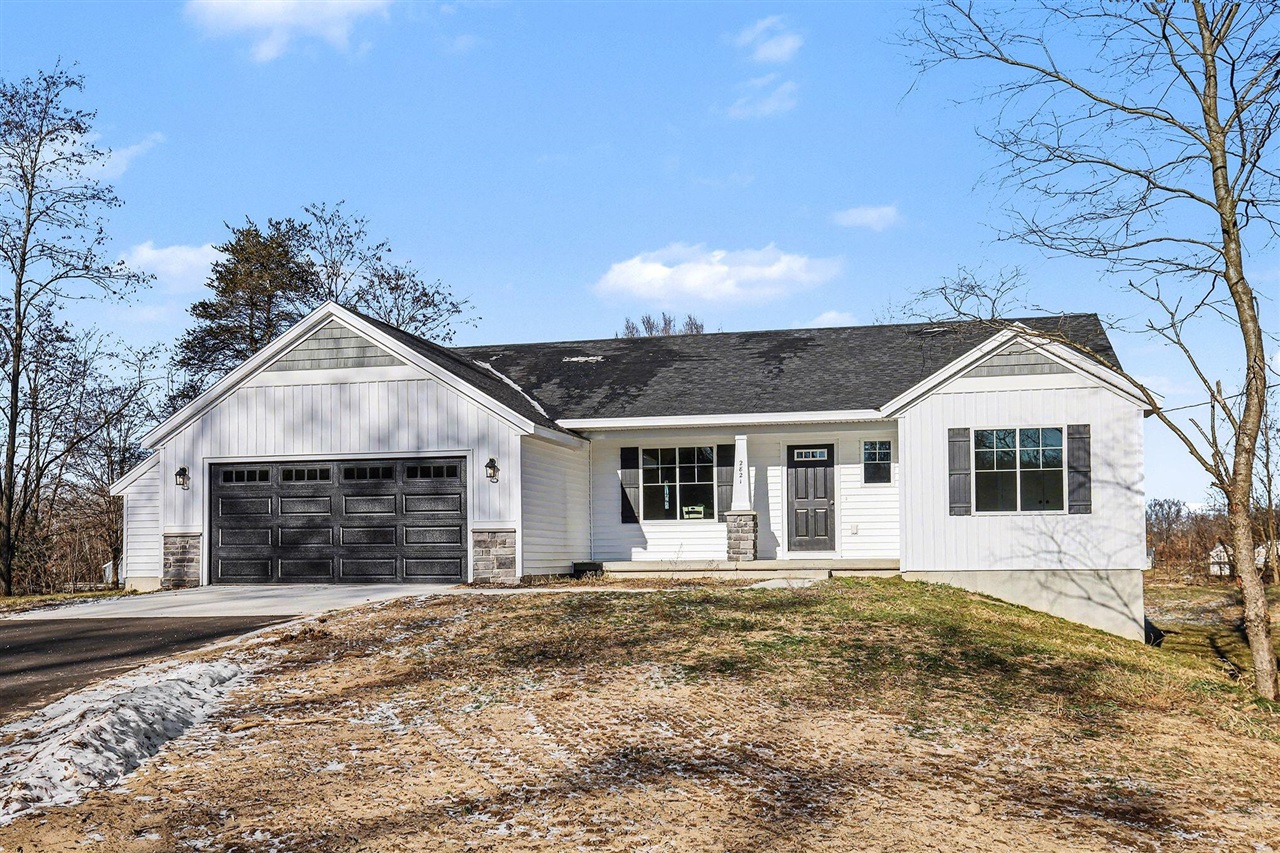 2nd image of 229 Flat Rock Dr, Sand Lake, MI 49343 | MLS# 70551611