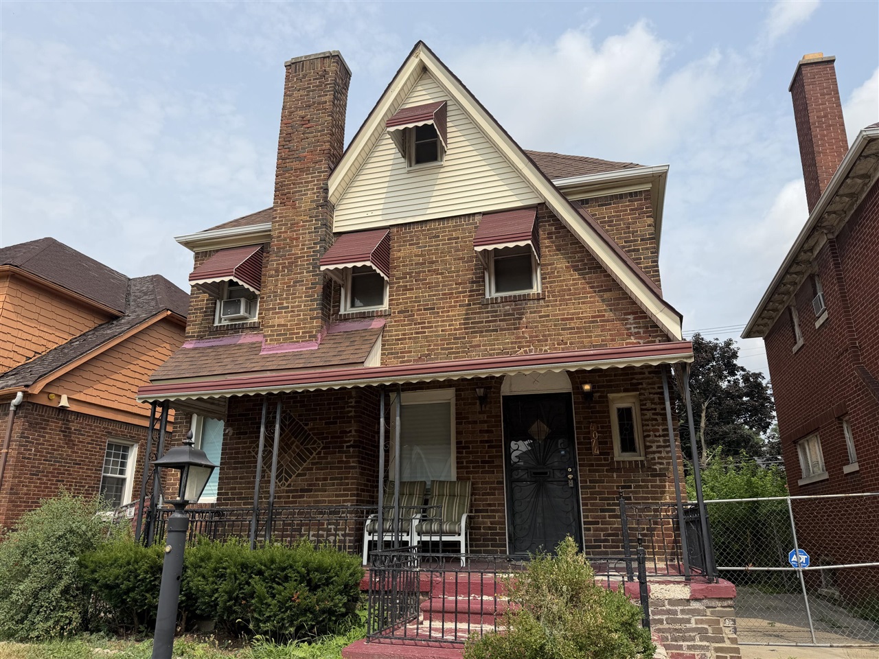 1st image of 4074 Pasadena St, Detroit, MI 48238 | MLS# 70551619