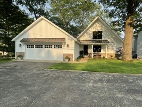 1st image of 9703 Woodlawn Dr, Portage, MI 49002 | MLS# 70551620