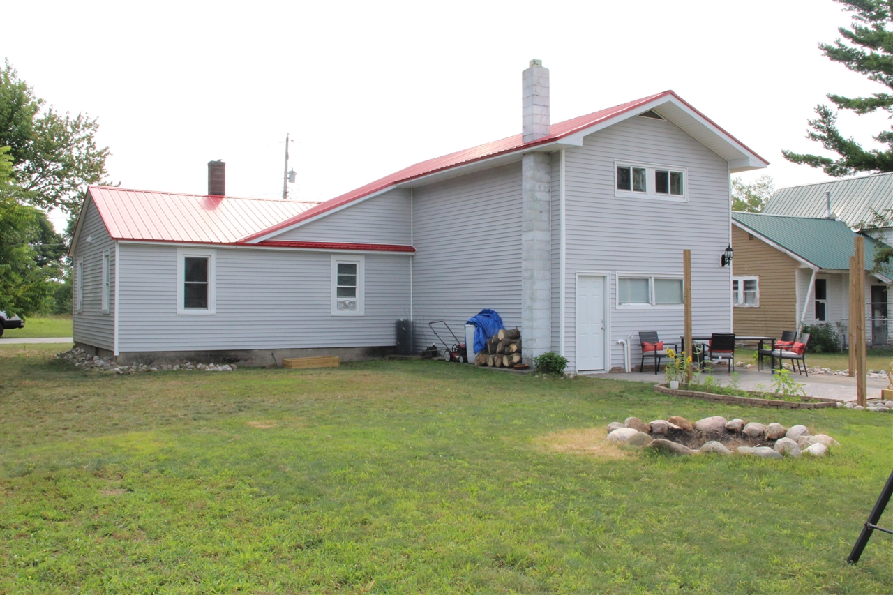 3rd image of 1065 Cedar St, Baldwin, MI 49304 | MLS# 70551630
