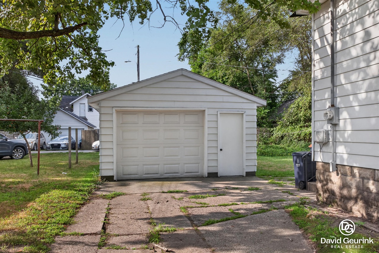 4th image of 180 W 18Th St, Holland, MI 49423 | MLS# 70551653