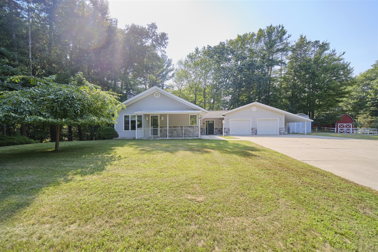 5th image of 3423 Balsam Ave, Manistee, MI 49660 | MLS# 70551654