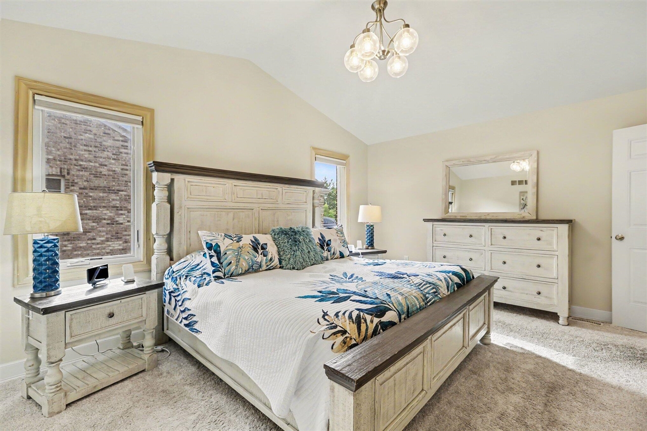 5th image of 37454 Eagle Dr, Livonia, MI 48150 | MLS# 70551675