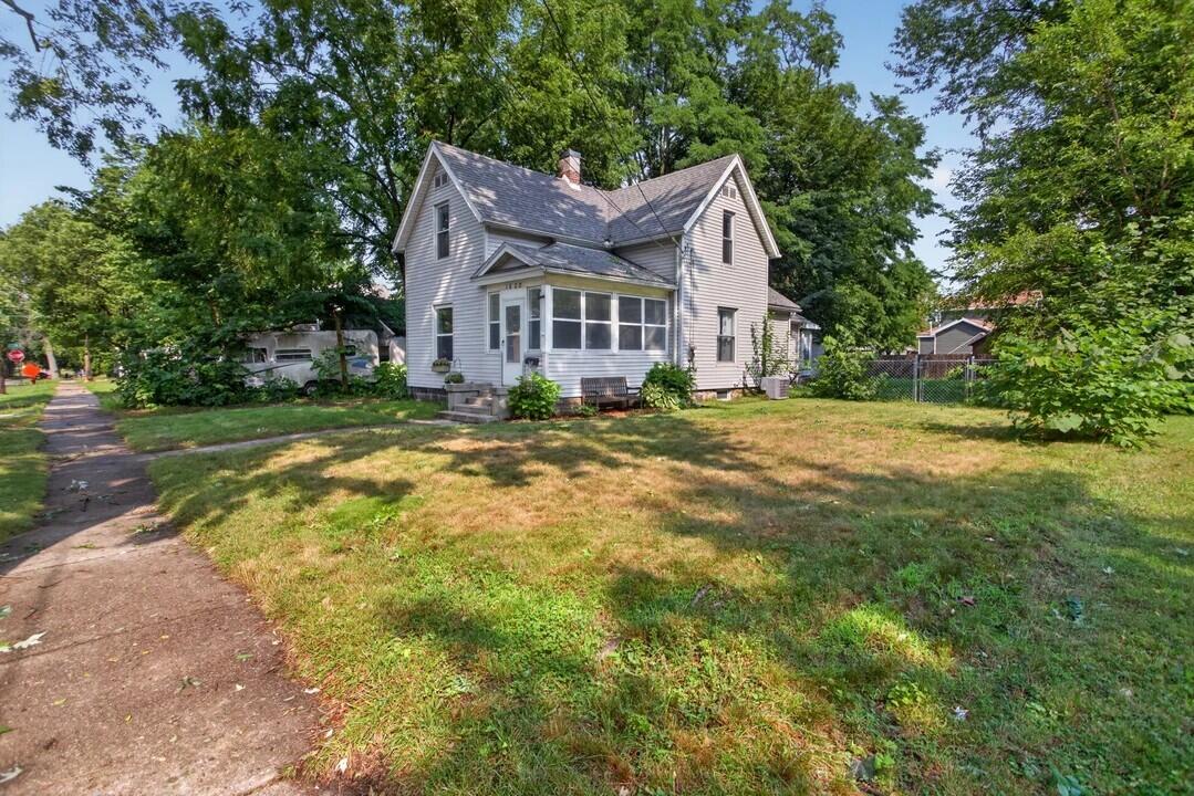 3rd image of 1608 Chapin St, Jackson, MI 49203 | MLS# 70551678