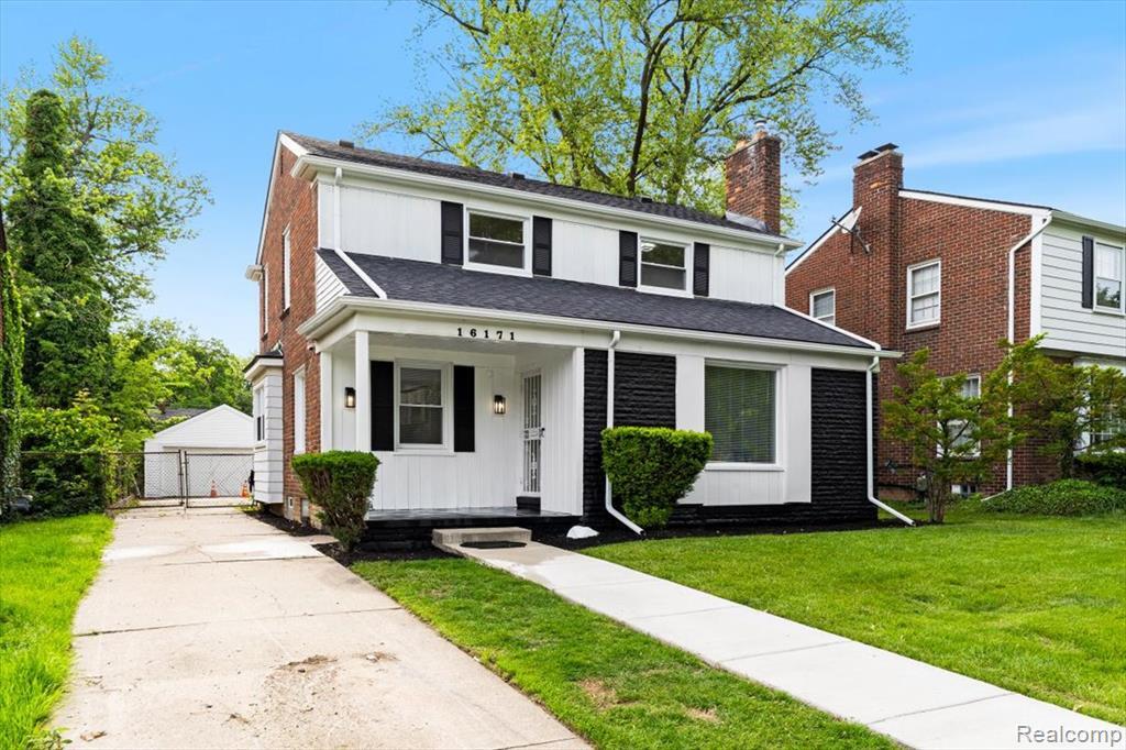 2nd image of 16171 Glastonbury Rd, Detroit, MI 48219 | MLS# 70551693
