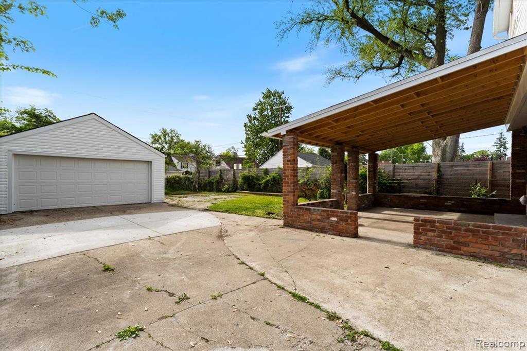 32nd image of 16171 Glastonbury Rd, Detroit, MI 48219 | MLS# 70551693
