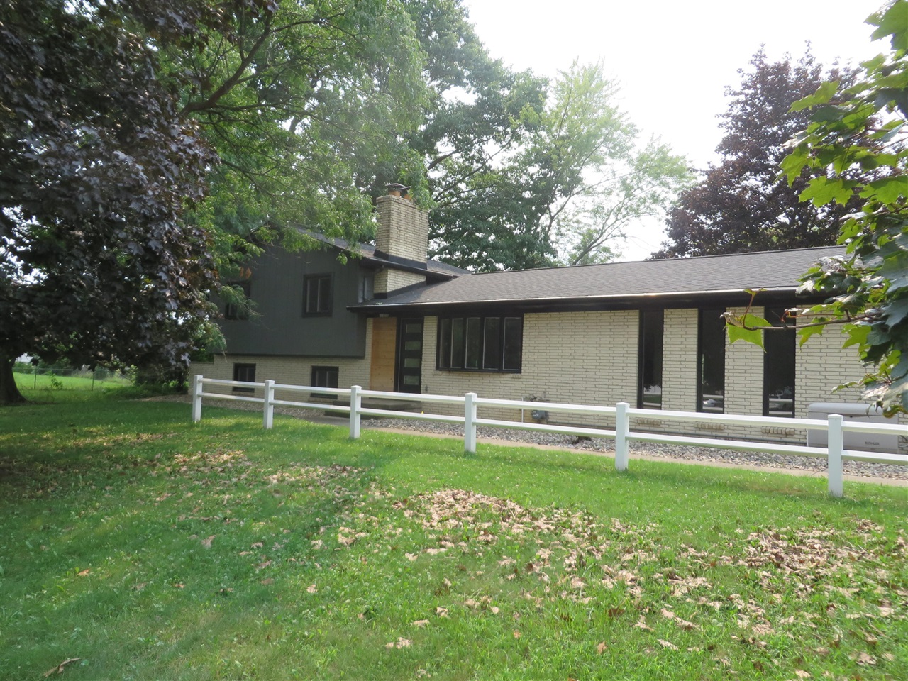 1st image of 5591 Wing Ave, Grand Rapids, MI 49512 | MLS# 70551698