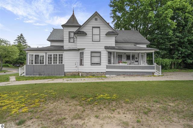 1st image of 314 E Pine St, Cadillac, MI 49601 | MLS# 70551702