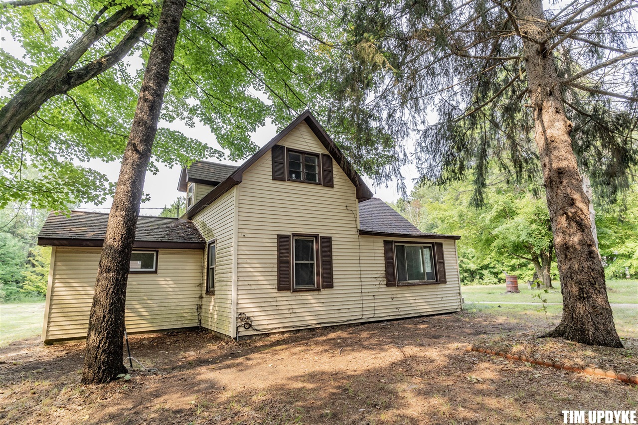 5th image of 5924 E Sternberg Rd, Fruitport, MI 49415 | MLS# 70551711