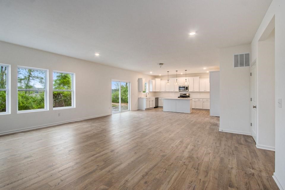 2nd image of 8412 Knotty Pine Ln, Kalamazoo, MI 49009 | MLS# 70551724