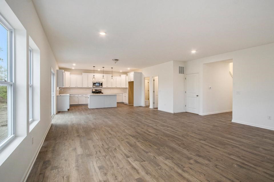 Photo 3 of Single family home for sale at 8412 Knotty Pine Ln, Kalamazoo, MI 49009 | MLS# 70551724 | Listing updated on 2026-09-17