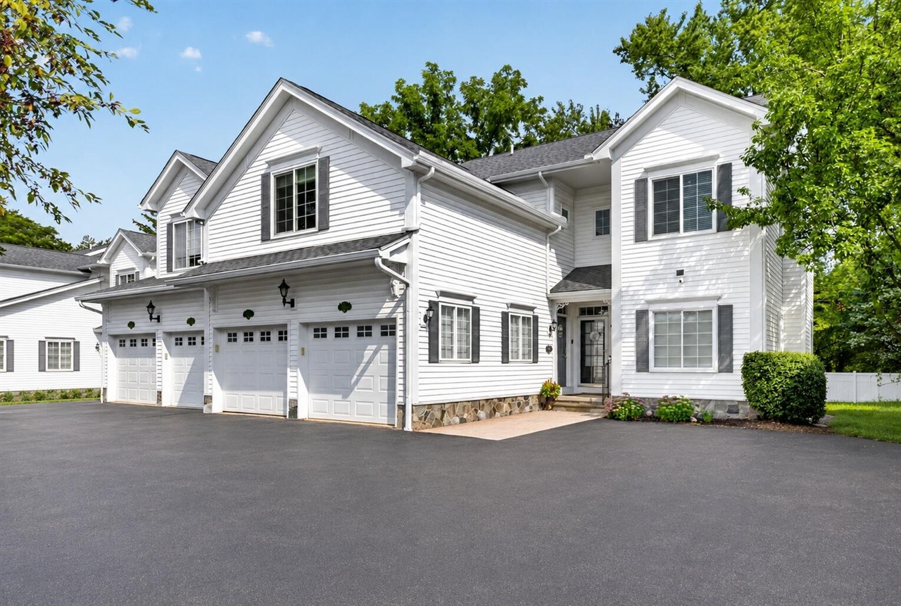 Photo 1 of Condo for sale at 1684 Cassady Pl, Plymouth, MI 48170 | MLS# 70551726 | Listing updated on 2026-09-14