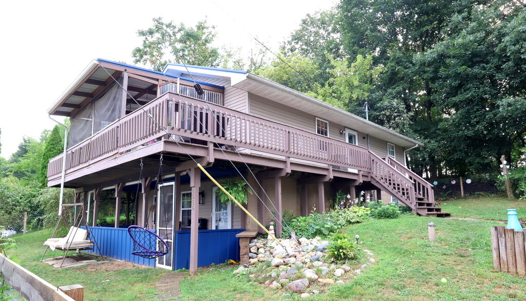 1st image of 5656 Paradise Dr, Reading, MI 49274 | MLS# 70551728