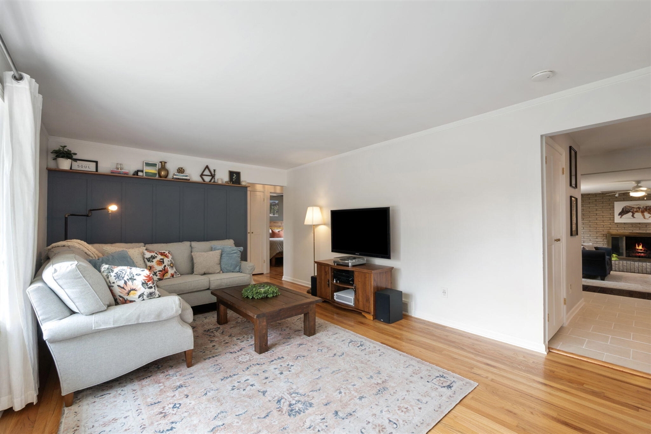 5th image of 14587 Blue Skies St, Livonia, MI 48154 | MLS# 70551759