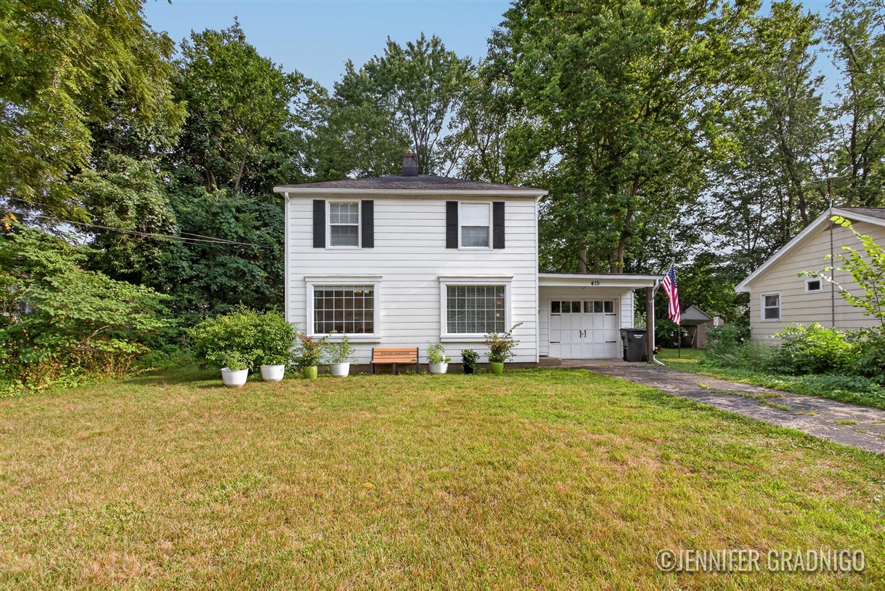 1st image of 415 Hastings St, Allegan, MI 49010 | MLS# 70551776