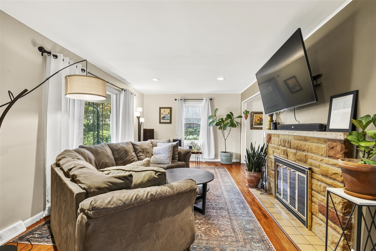 4th image of 2935 Gerald Ave, Grand Rapids, MI 49505 | MLS# 70551794