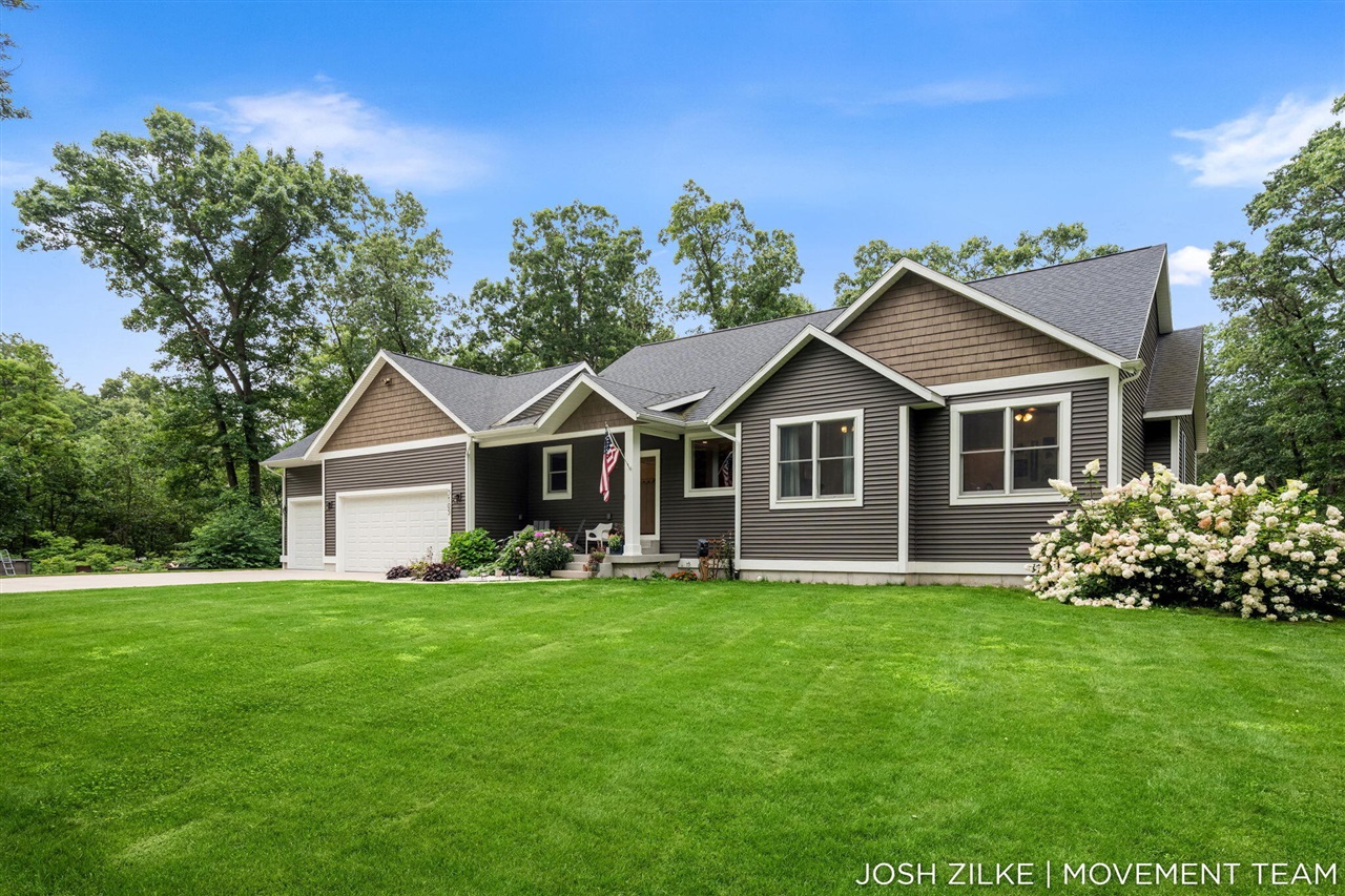 4th image of 3105 Jamestown Ln, Fruitport, MI 49415 | MLS# 70551825