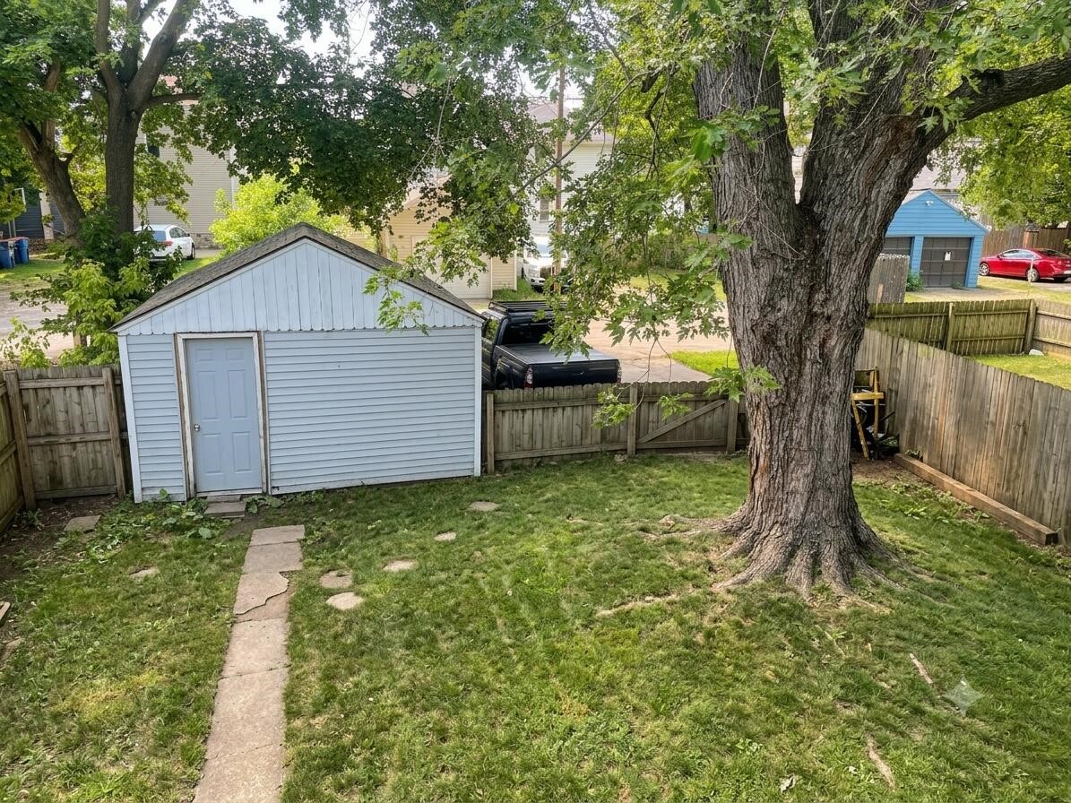 22nd image of 823 Mc Reynolds Ave, Grand Rapids, MI 49504 | MLS# 70551840