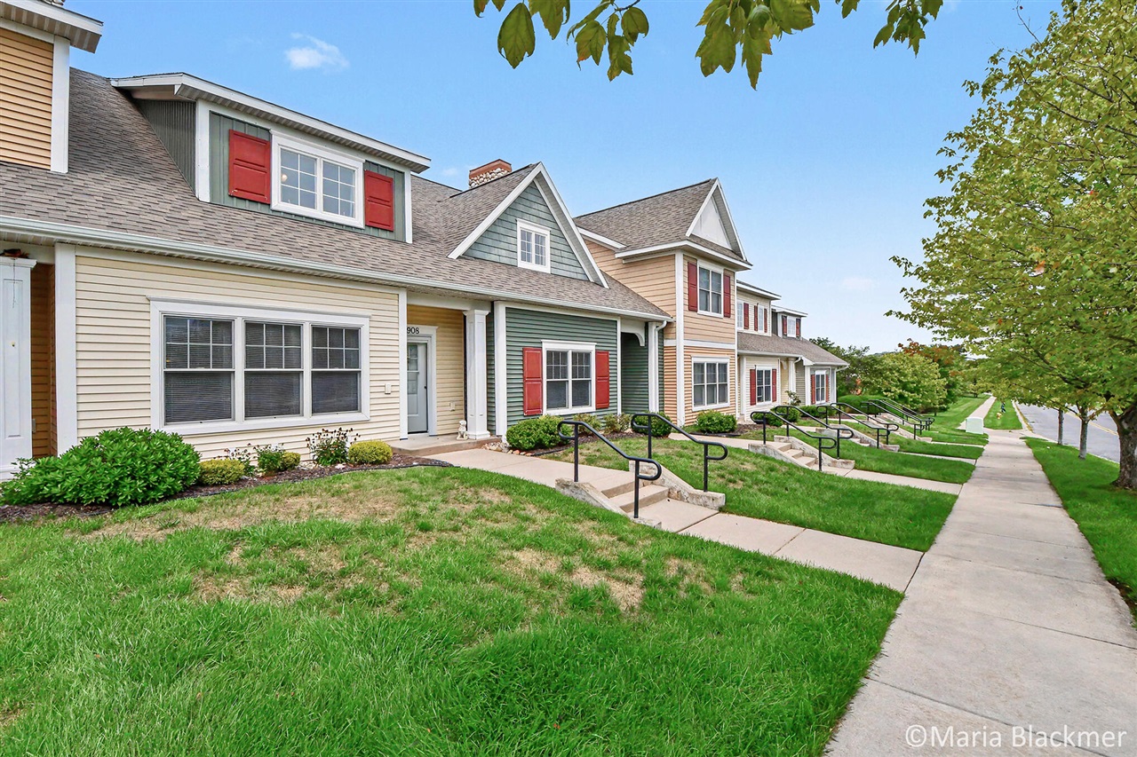 4th image of 1908 Meijer Dr #39, Greenville, MI 48838 | MLS# 70551880