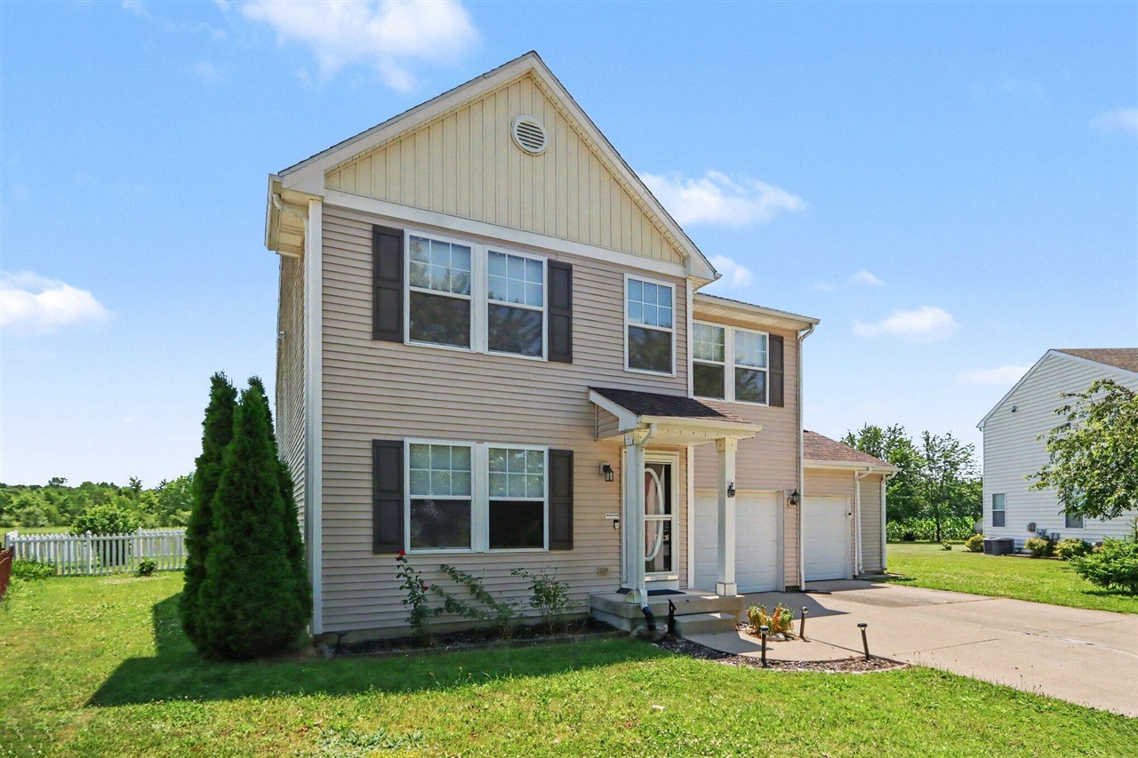 2nd image of 1404 Union Park Dr, Vicksburg, MI 49097 | MLS# 70551898