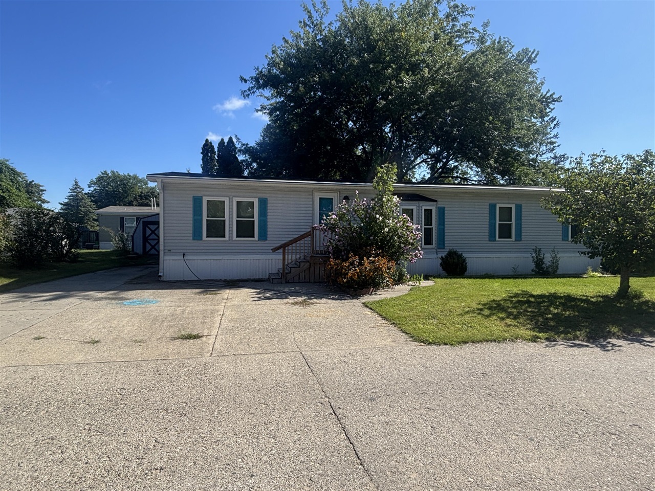 1st image of 14288 Winters, West Olive, MI 49460 | MLS# 70551912