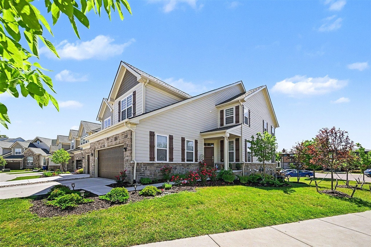 2nd image of 3239 Brackley Dr, Ann Arbor, MI 48105 | MLS# 70551923