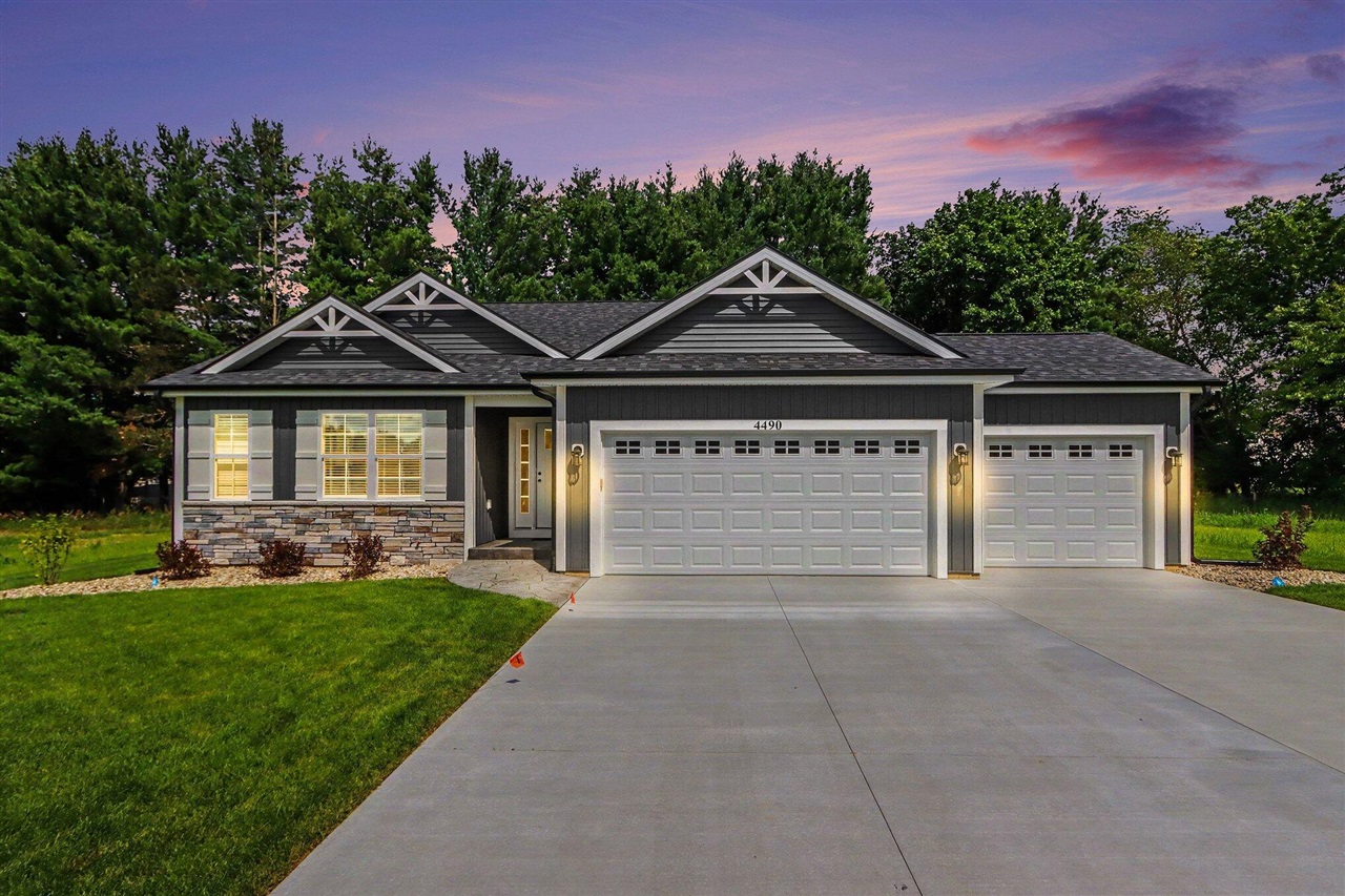 1st image of 4490 Wesley Cir, Kalamazoo, MI 49048 | MLS# 70551964