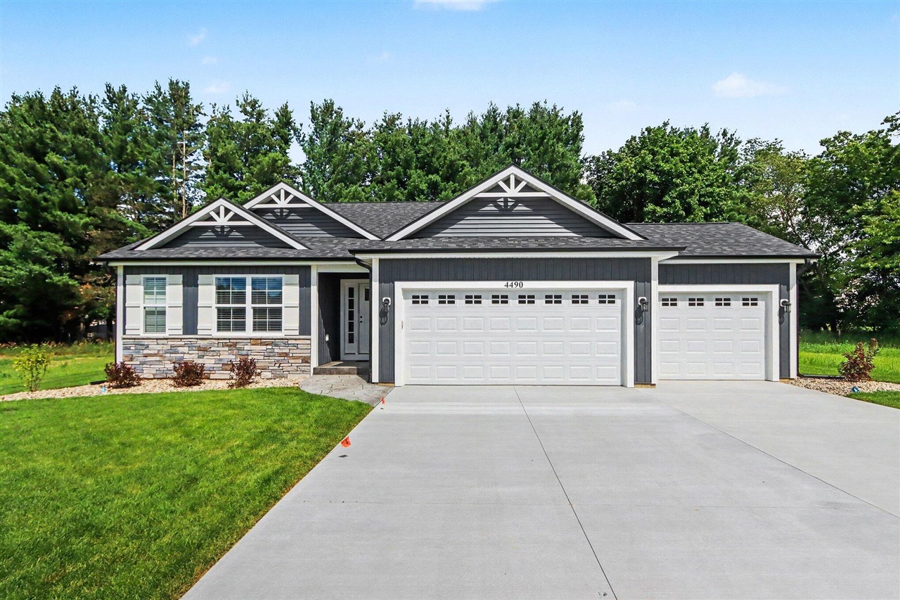 2nd image of 4490 Wesley Cir, Kalamazoo, MI 49048 | MLS# 70551964