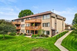 2nd image of 2929 Byron Center Ave #F, Wyoming, MI 49519 | MLS# 70551982