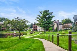 3rd image of 2929 Byron Ctr Ave, Wyoming, MI 49519-6011