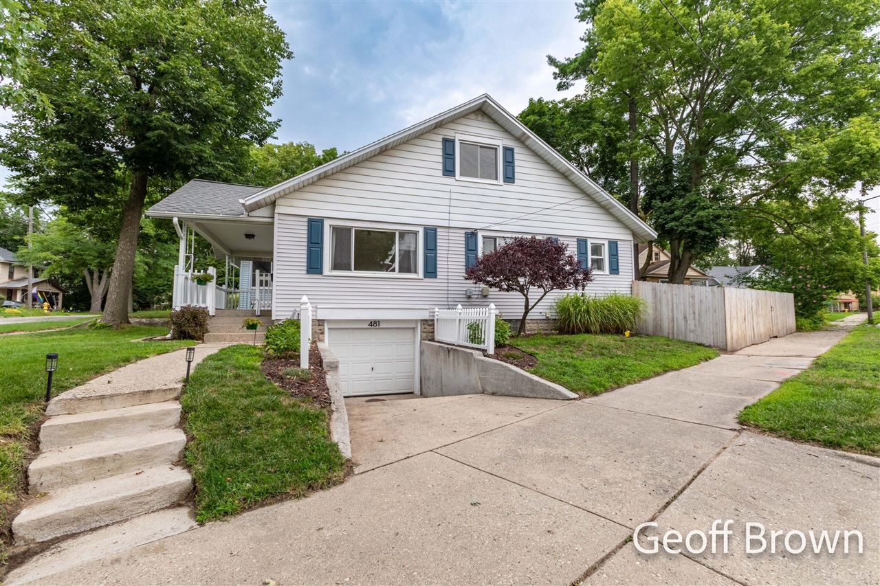4th image of 481 Graceland St, Grand Rapids, MI 49505 | MLS# 70552015