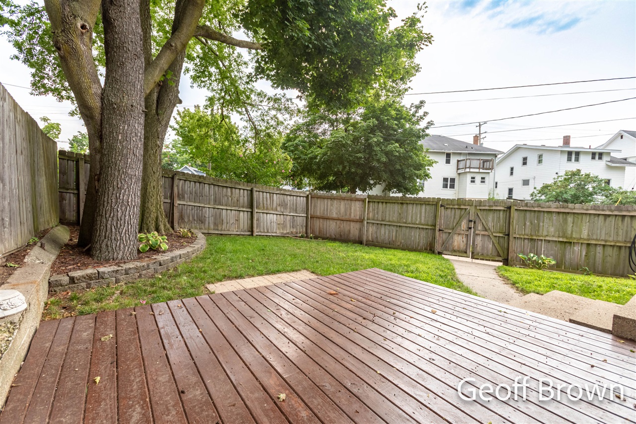5th image of 481 Graceland St, Grand Rapids, MI 49505 | MLS# 70552015